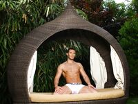 Cavin Milano White - DiamondPicturesMen - Masturbation