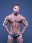Denton Baxter Military - DiamondPicturesMen - Muscle