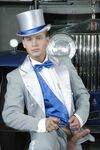 Gerry Preston Cockfather - DiamondPicturesMen - Posing