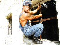 Julian Vincenzo Dm B - DiamondPicturesMen - Cumshots