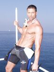 Julian Vincenzo Plungeda - DiamondPicturesMen - Solo
