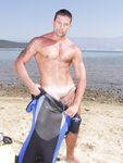 Julian Vincenzo Plungedb - DiamondPicturesMen - Cumshots