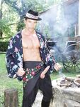 Julian Vincenzo Tempt5 - DiamondPicturesMen - Military