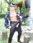 Julian Vincenzo Tempt5 - DiamondPicturesMen - Military