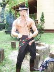 Julian Vincenzo Tempt5 - DiamondPicturesMen - Military