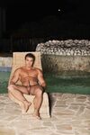 Justin Adams Pool - DiamondPicturesMen - Solo
