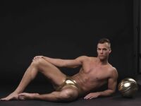 Justin Lewis Gold - DiamondPicturesMen - Masturbation