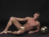 Justin Lewis Gold - DiamondPicturesMen - Masturbation