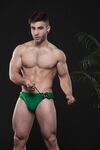 Keon Davis Sports - DiamondPicturesMen - Military