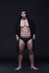 Keon Davis Sports - DiamondPicturesMen - Military