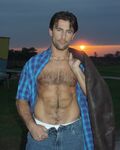 Luciano Endino Bb2 - DiamondPicturesMen - Posing