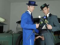 Mangiatti Twins - DiamondPicturesMen - DiamondPicturesMen