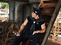 Matthew Cameron Navy - DiamondPicturesMen - Military