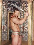 Raul Matthews Tempt1 - DiamondPicturesMen - Posing