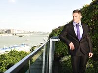 Sean Lawrence Danube - DiamondPicturesMen - DiamondPicturesMen