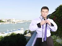 Sean Lawrence Danube - DiamondPicturesMen - DiamondPicturesMen