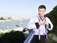 Sean Lawrence Danube - DiamondPicturesMen - DiamondPicturesMen