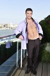 Sean Lawrence Danube - DiamondPicturesMen - DiamondPicturesMen