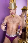 Sean Lawrence Newyear2 - DiamondPicturesMen - Posing