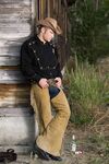 Sean Lawrence Western1 - DiamondPicturesMen - DiamondPicturesMen