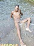 Gyossyo - IslandBoys - Oral
