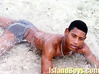 Yunny A2 - IslandBoys - IslandBoys