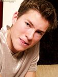 S07 - 013 Frank Hard - BoyStation - BoyStation