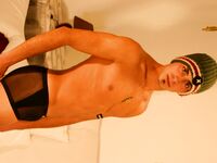 S07 - 033 Poche Hard - BoyStation - Twinks