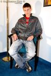 S07 - 051 Thomas Hard - BoyStation - Solo