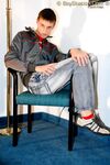 S07 - 051 Thomas Hard - BoyStation - Solo