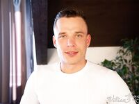 Hugo Antonin - Helping Hand - 05-06-2023 - WilliamHiggins - Duet