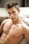Issue 069 - Zac Haynes - FreshMen - Masturbation