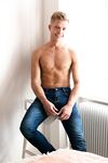 Issue 089 - Robin Rieff - FreshMen - FreshMen