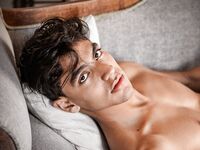 Issue 112 - Mathias & Kieran - FreshMen - Anal