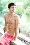 Issue 132 - Derek Caravaggio - FreshMen - Bareback