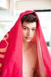 Issue 196 - Louis Thauvin - FreshMen - Facial