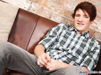 Bm0983 Fit Boy James Wanks Out A Load (James Lain) - BlakeMason - Duets