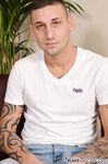 Bm1004 Bi Guy Tyler Likes To Show Off (Tyler Jenkins) - BlakeMason - Stdus