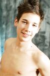 Adron - 19nitten, 19zone - Twinks