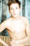 Adron - 19nitten, 19zone - Twinks