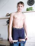 Albert - 19nitten, 19zone - Masturbation