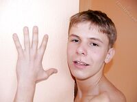 Albert - 19nitten, 19zone - Masturbation