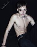 Andreikin - 19nitten, 19zone - Masturbation