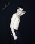 Andreikin - 19nitten, 19zone - Masturbation