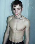 Andreikin - 19nitten, 19zone - Masturbation