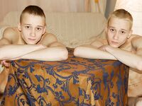 Aron & Artur - 19nitten, 19zone - 19zone