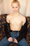 Aron 1 - 19nitten, 19zone - Masturbation