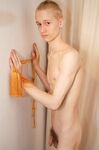 Aron 1 - 19nitten, 19zone - Masturbation