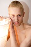Aron 1 - 19nitten, 19zone - Masturbation