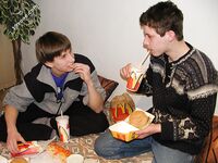 Artie & Stasjan - 19nitten, 19zone - Cumshot
